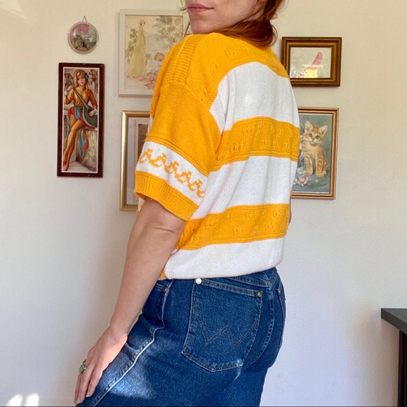 Vintage 80s/90s marigold fish striped short sleeve sweater - Picture 3 of 9